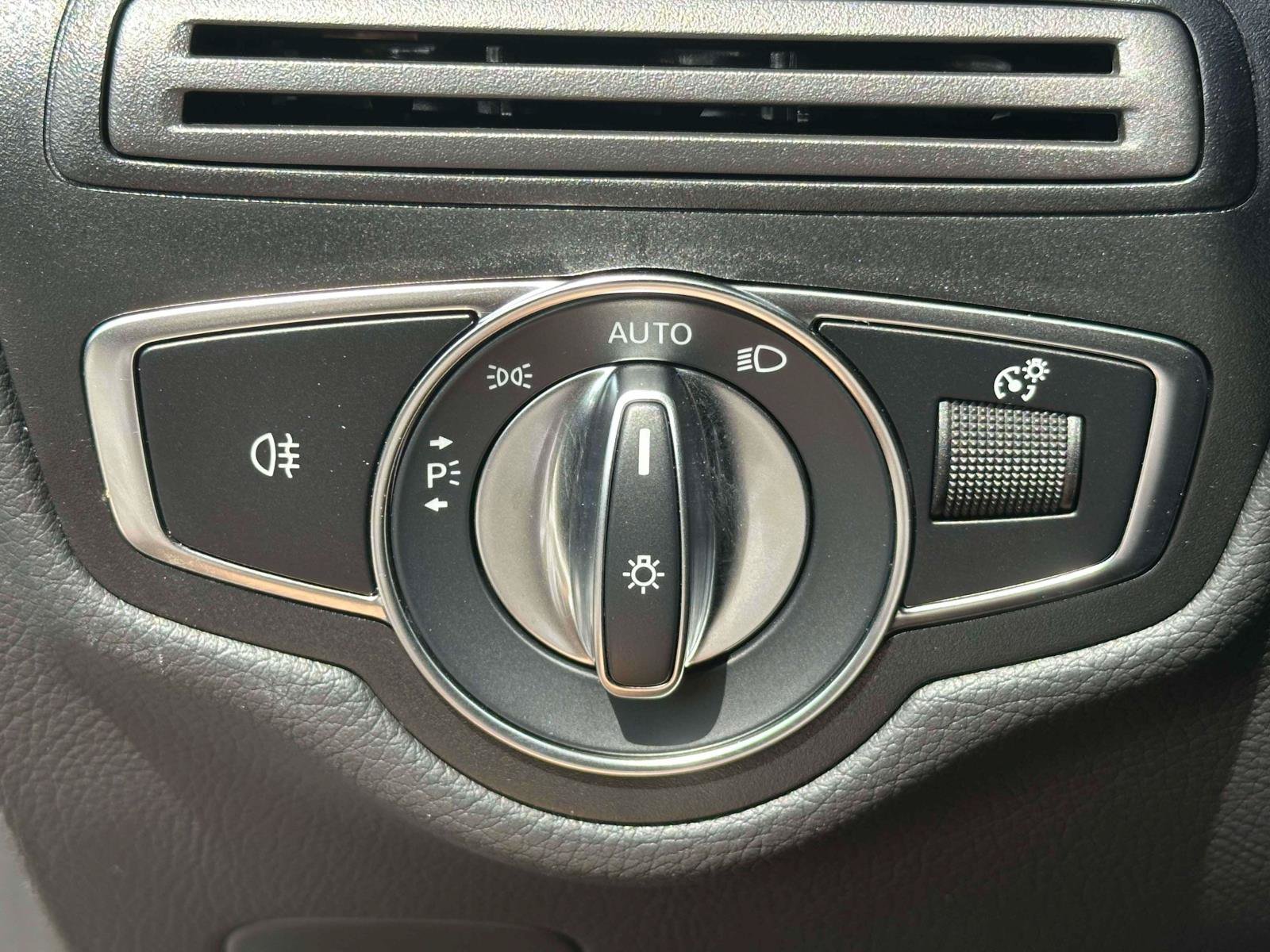 Certified 2023 Mercedes-Benz GLC 300 4MATIC Coupe image 19
