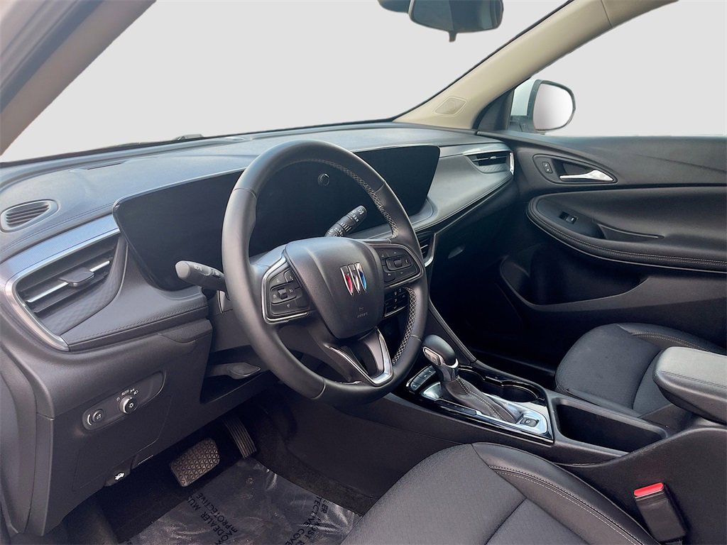 Used 2024 Buick Encore GX Preferred image 9