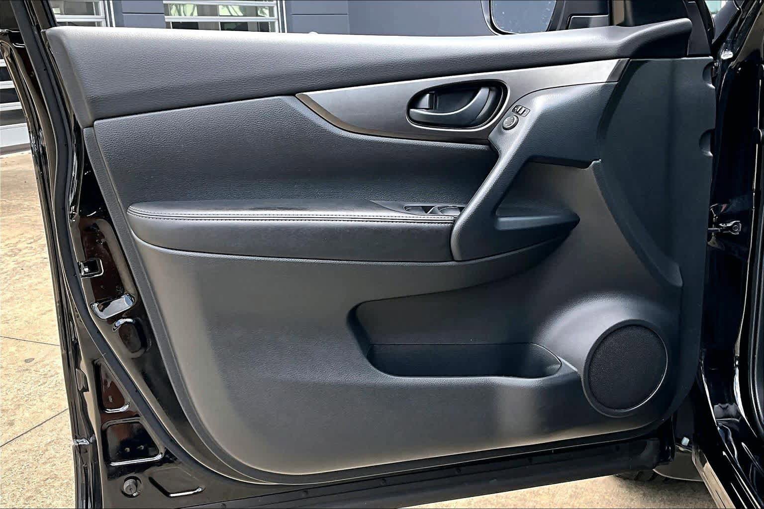 Certified 2021 Nissan Rogue Sport S FWD image 20