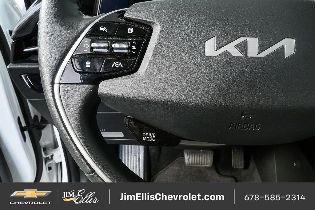 Used 2023 Kia Niro Wind w/ Wind Preserve Package FWD image 10