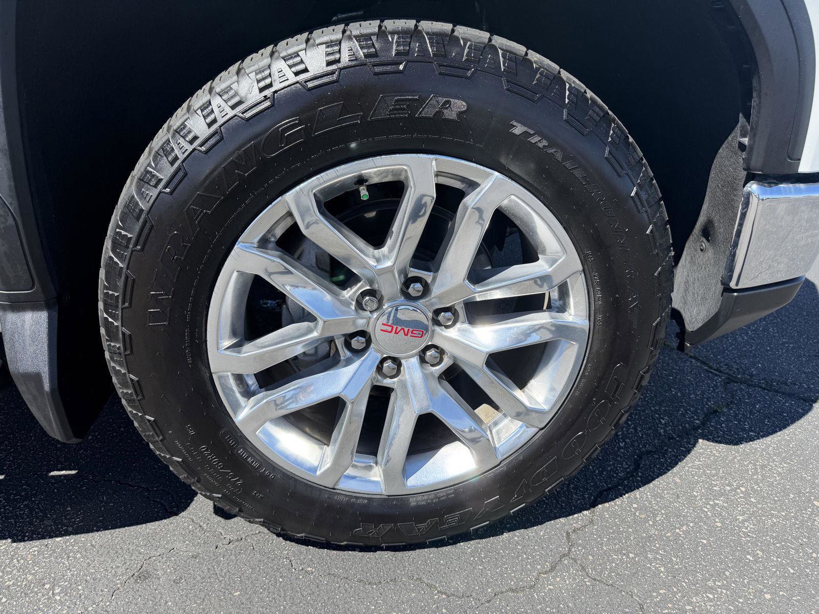 Used 2024 GMC Sierra 1500 SLT w/ SLT Premium Plus Package image 9