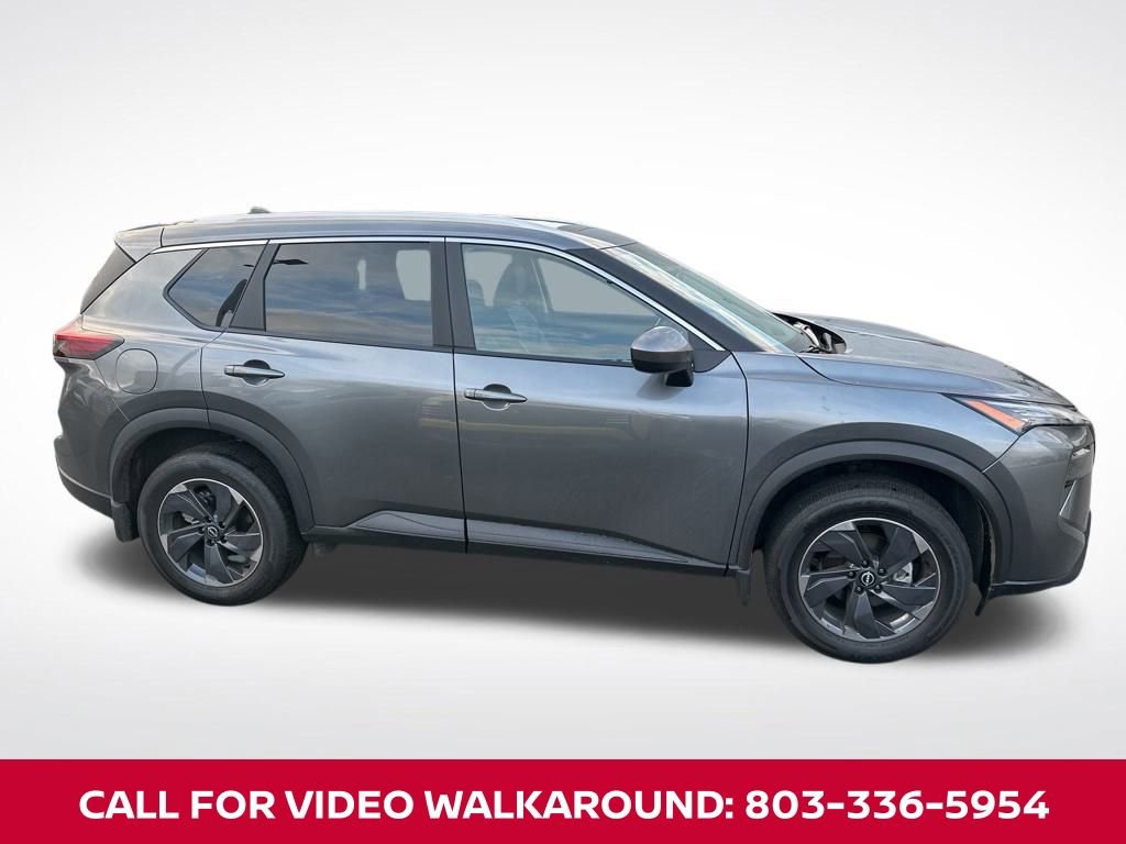 Used 2026 Nissan Rogue SV w/ SV Premium Package image 9