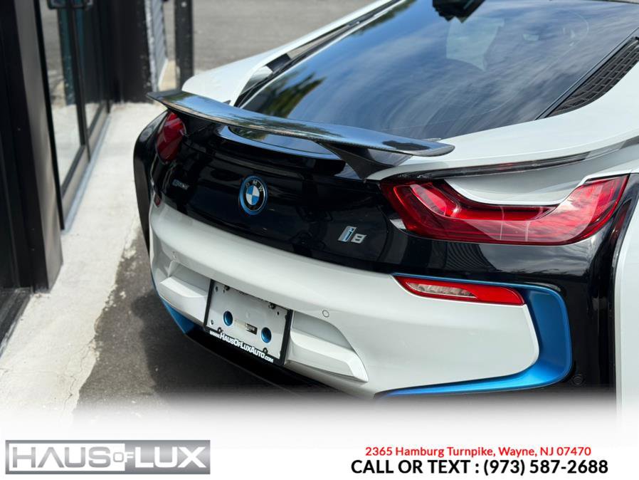 Used 2015 BMW i8 2dr Cpe image 5