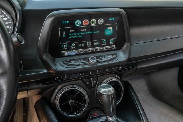 Used 2018 Chevrolet Camaro SS RWD image 26