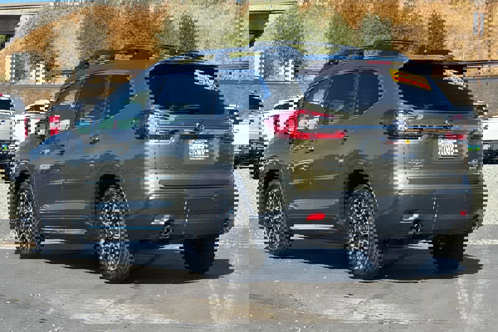 Used 2024 Subaru Ascent Limited w/ Technology Package image 6