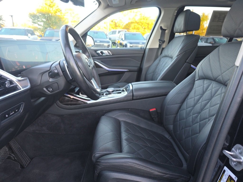Used 2024 BMW X7 xDrive40i image 13
