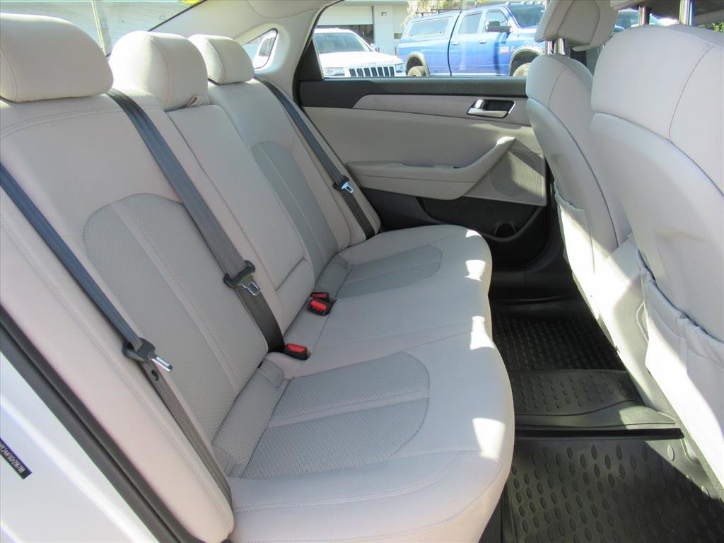 Used 2016 Hyundai Sonata SE image 27