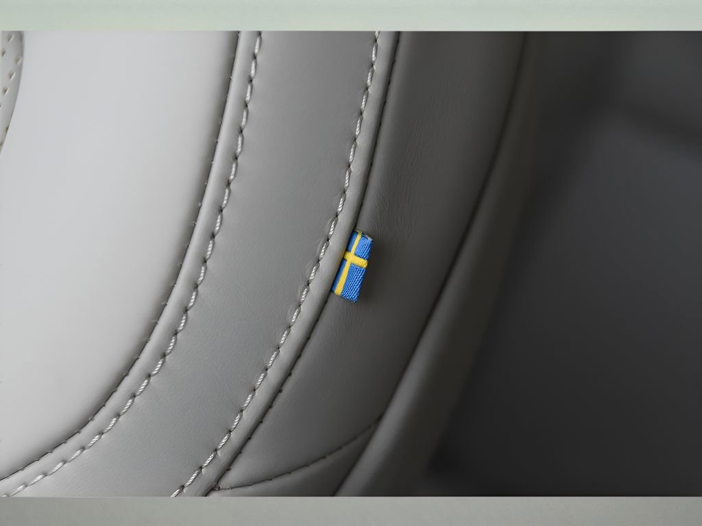 New 2026 Volvo XC90 B5 Ultra w/ Protection Package Premier image 40