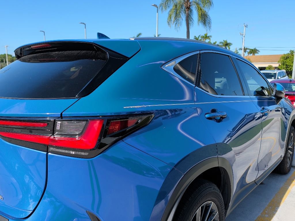 Used 2025 Lexus NX 350h AWD w/ Accessory Package (Z2) image 6