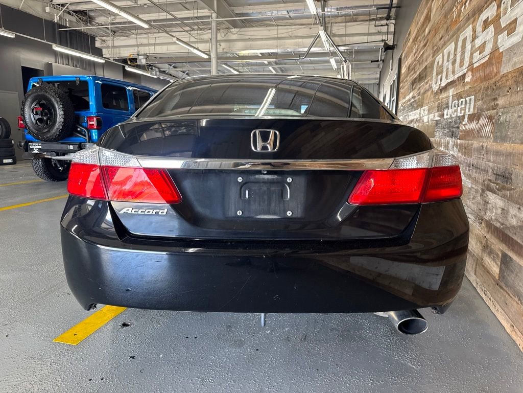 Used 2013 Honda Accord LX image 7