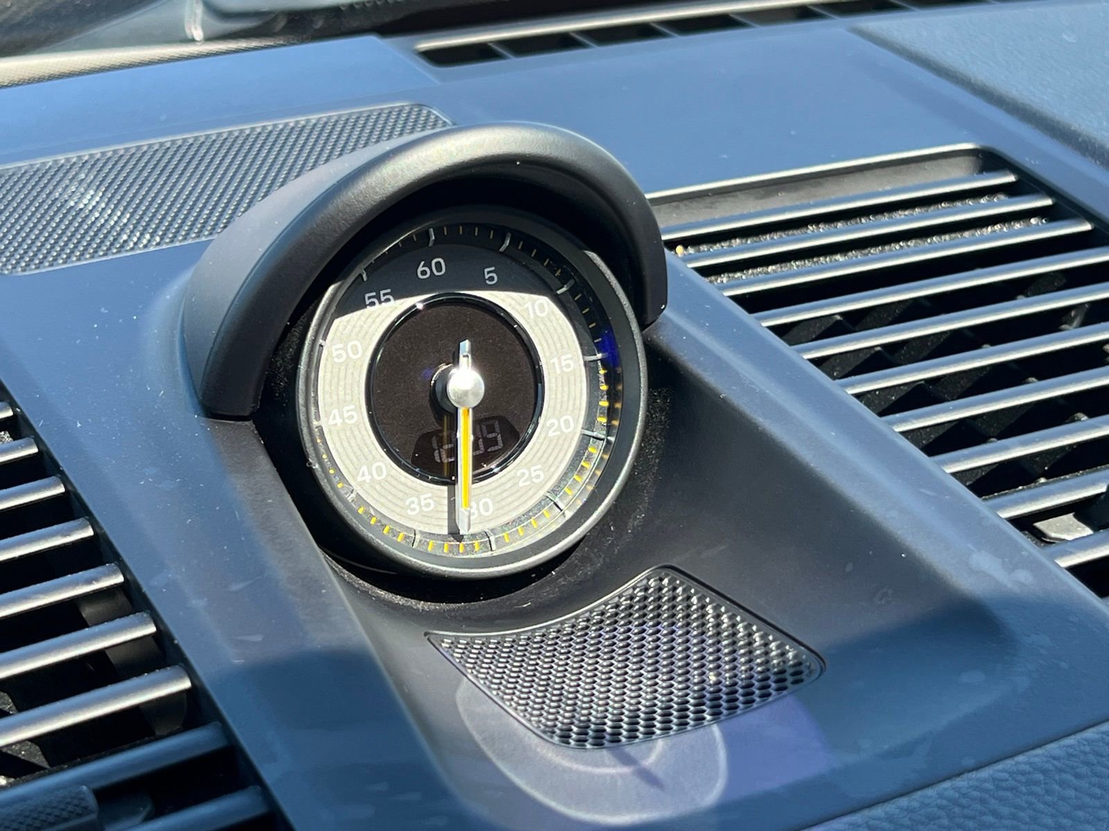 Certified 2022 Porsche 911 GT3 image 24