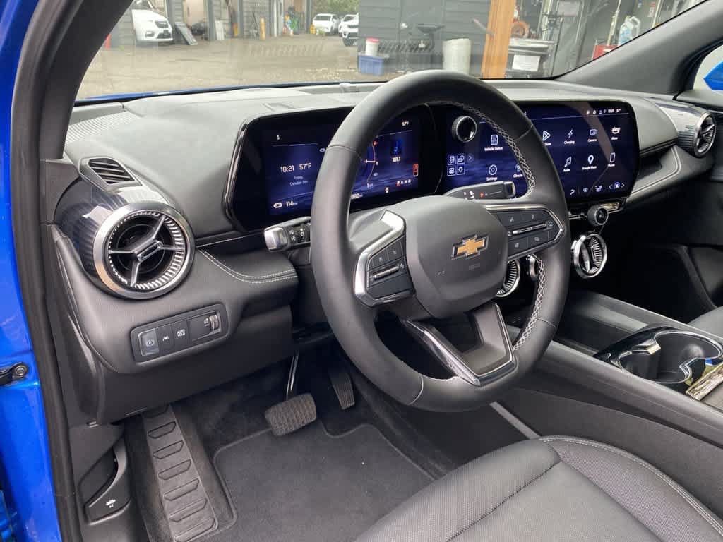 Used 2024 Chevrolet Blazer EV LT AWD/4WD image 2