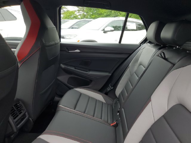 New 2026 Volkswagen GTI SE FWD image 10