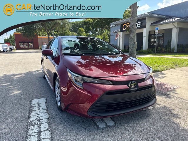 Used 2024 Toyota Corolla LE FWD image 1