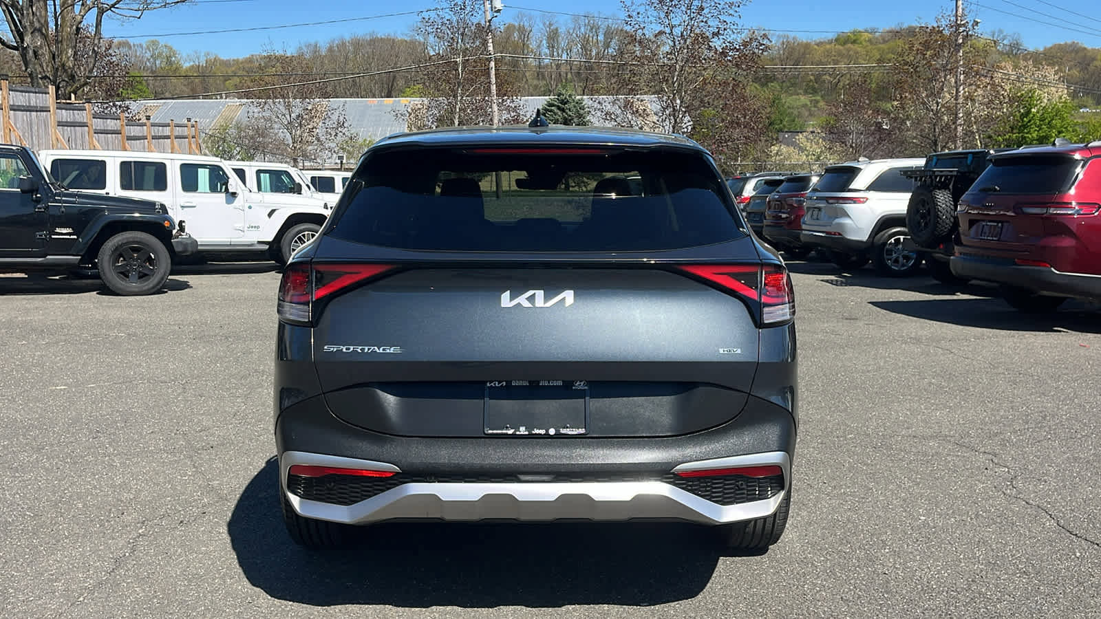 Used 2023 Kia Sportage LX AWD/4WD image 5