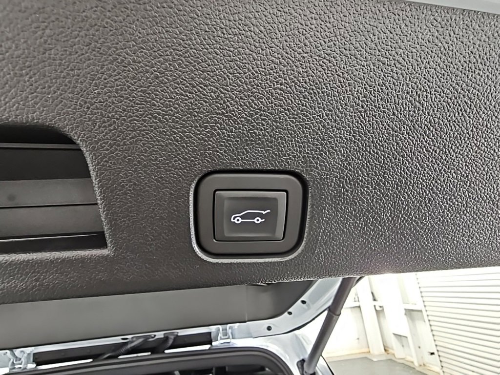 New 2026 Buick Enclave Sport Touring w/ Power Package image 39