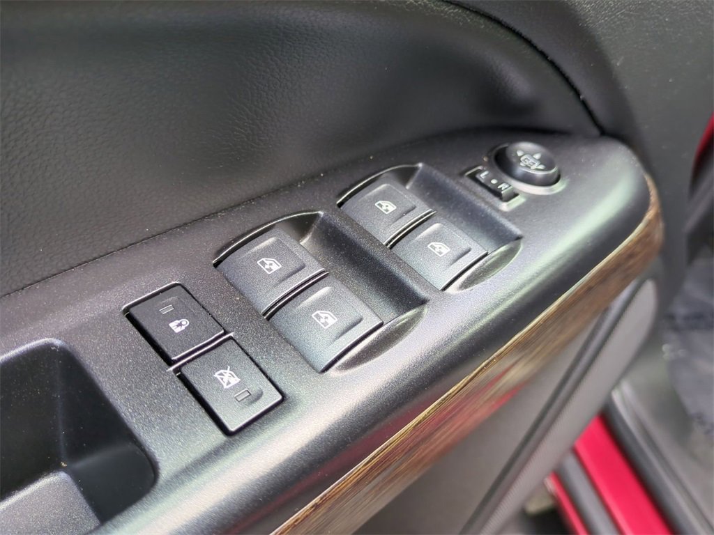 Used 2020 GMC Canyon Denali image 24