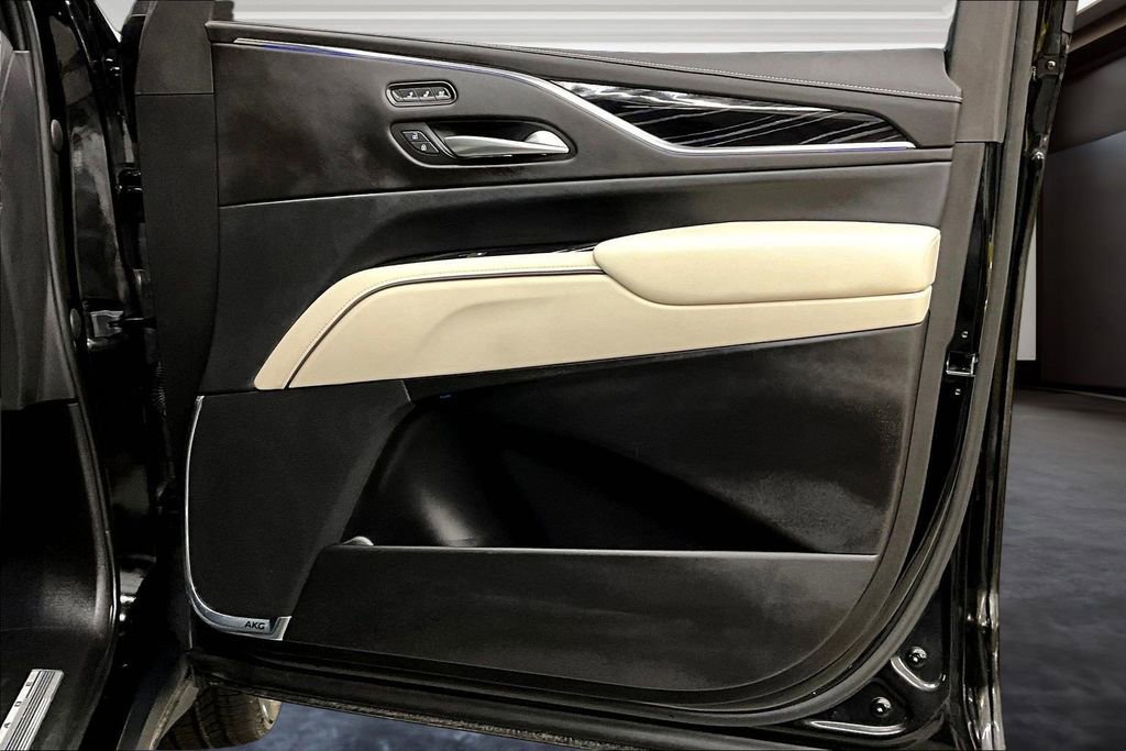 Certified 2023 Cadillac Escalade Sport w/ LPO, ONYX Package image 29