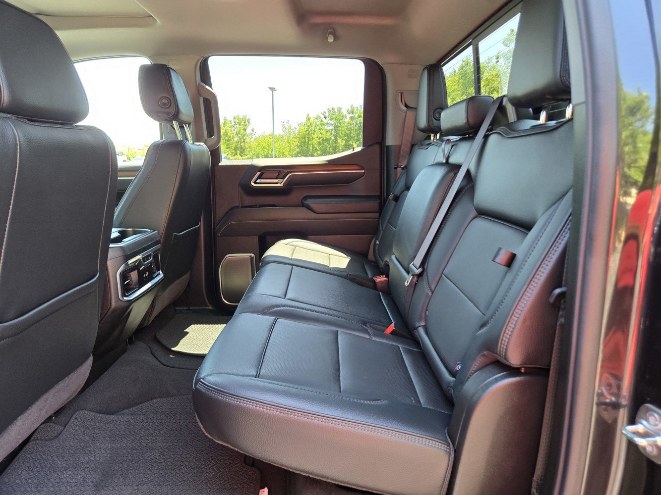 Certified 2026 GMC Sierra 1500 Denali w/ Denali Reserve Package AWD/4WD image 27