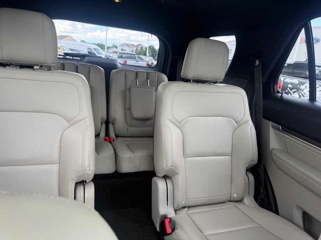 Used 2018 Ford Explorer Limited w/ Ford Safe & Smart Package AWD/4WD image 73