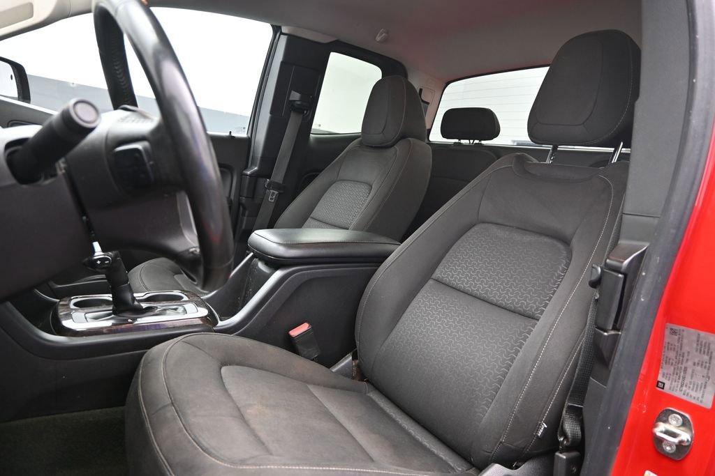 Used 2016 GMC Canyon SLE AWD/4WD image 13