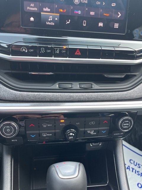 Used 2025 Jeep Compass Latitude w/ Convenience Group image 14