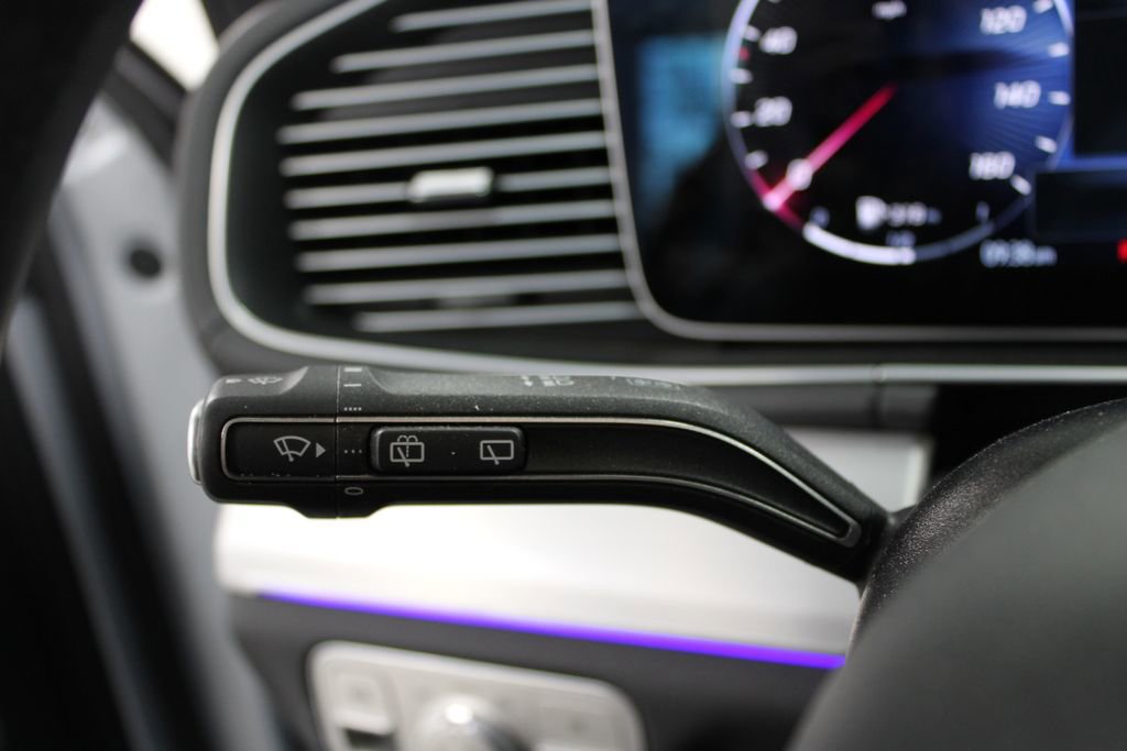 Used 2025 Mercedes-Benz GLS 450 4MATIC image 24