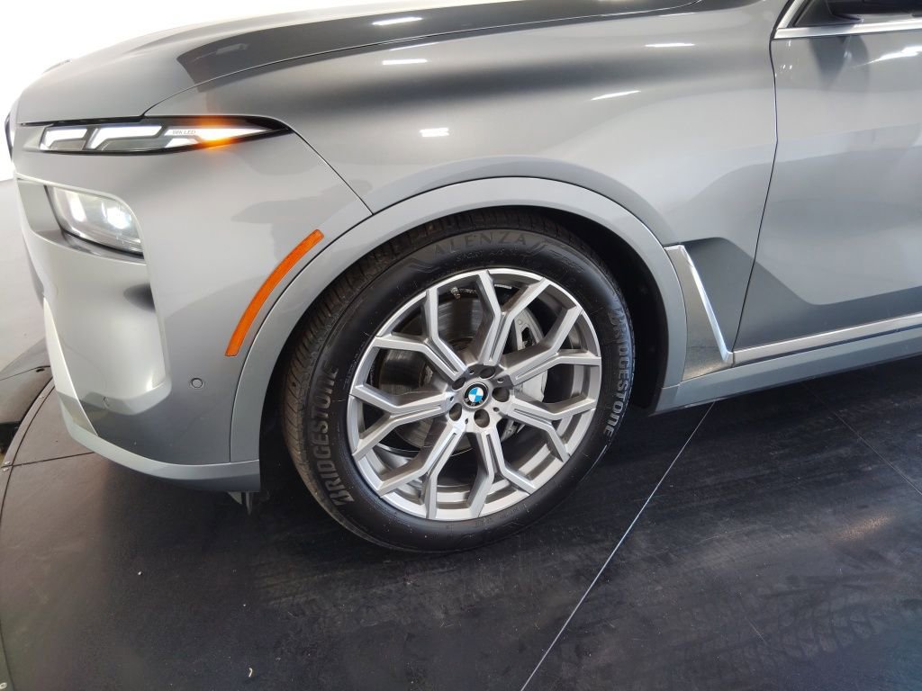 Used 2023 BMW X7 xDrive40i w/ Premium Package image 54