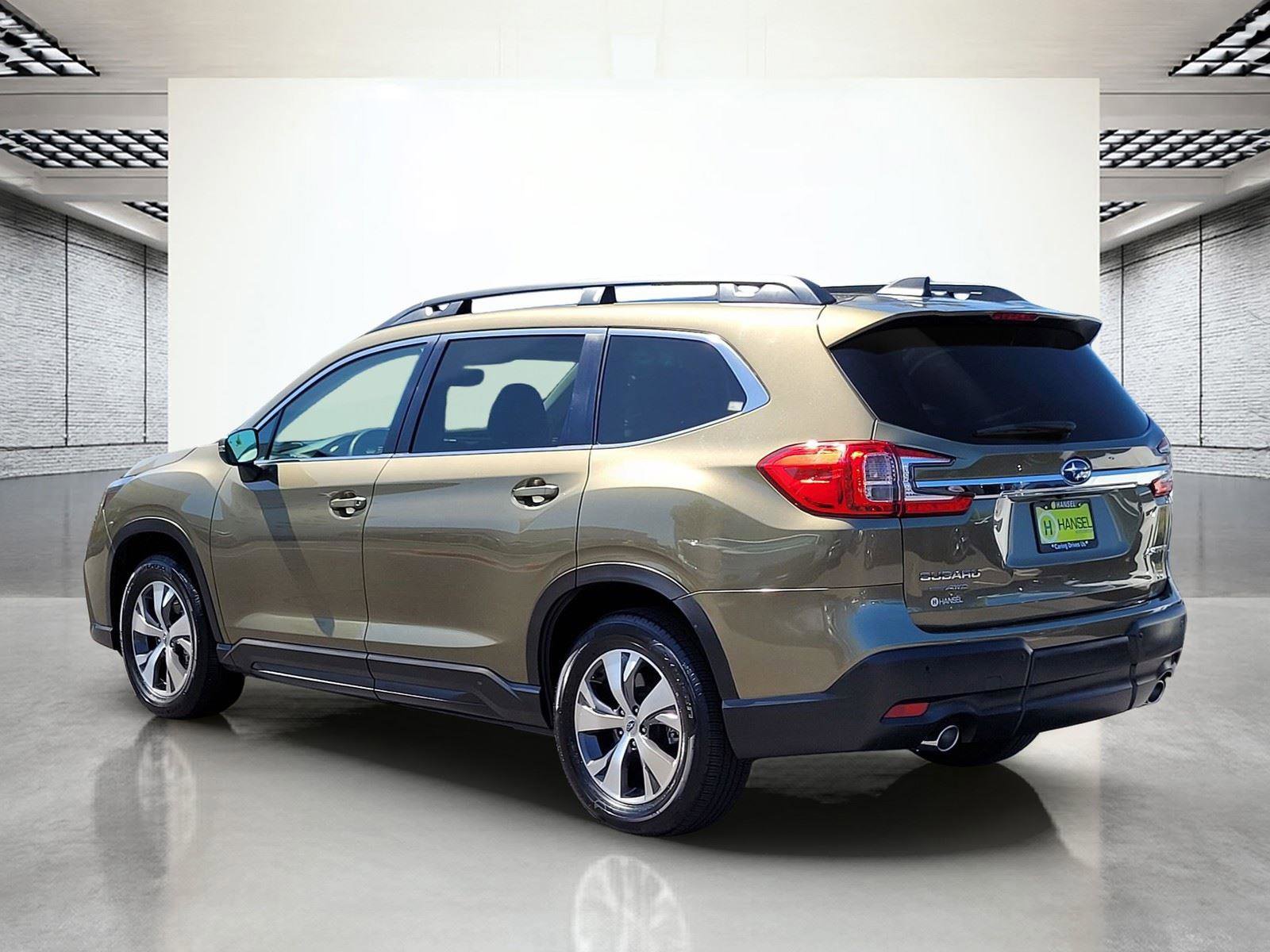 Used 2023 Subaru Ascent Premium w/ Convenience Package AWD/4WD image 9