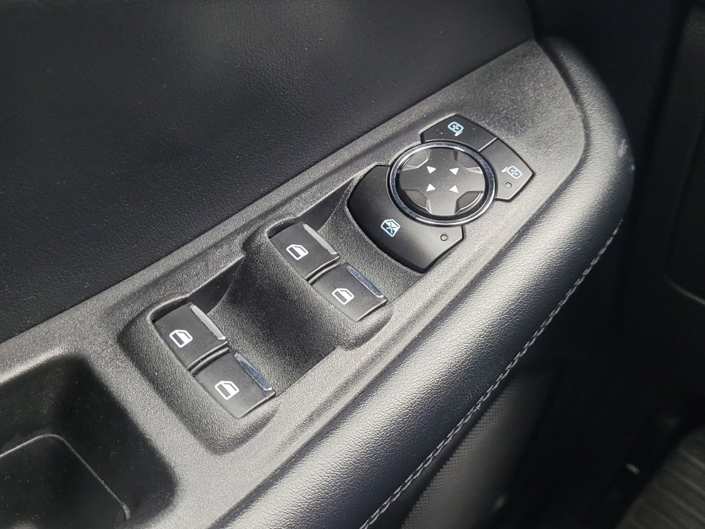 Used 2023 Ford Edge SEL image 27