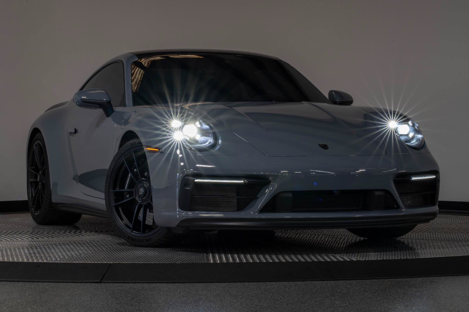 Used 2023 Porsche 911 Carrera GTS RWD image 29