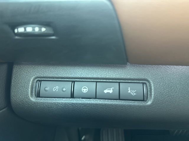 New 2026 Nissan Pathfinder Platinum w/ Cargo Package image 29