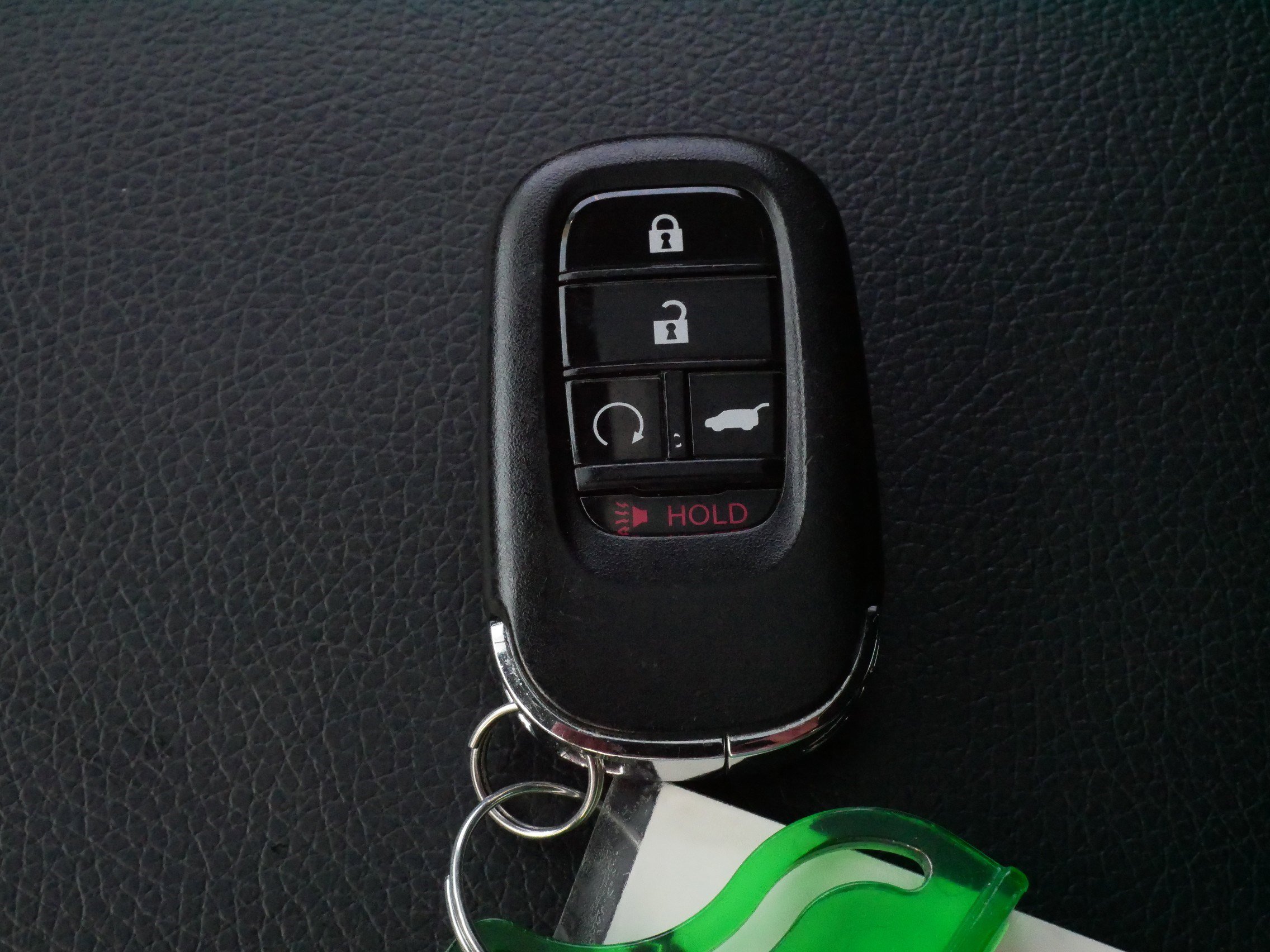 Certified 2025 Honda Pilot TrailSport image 32