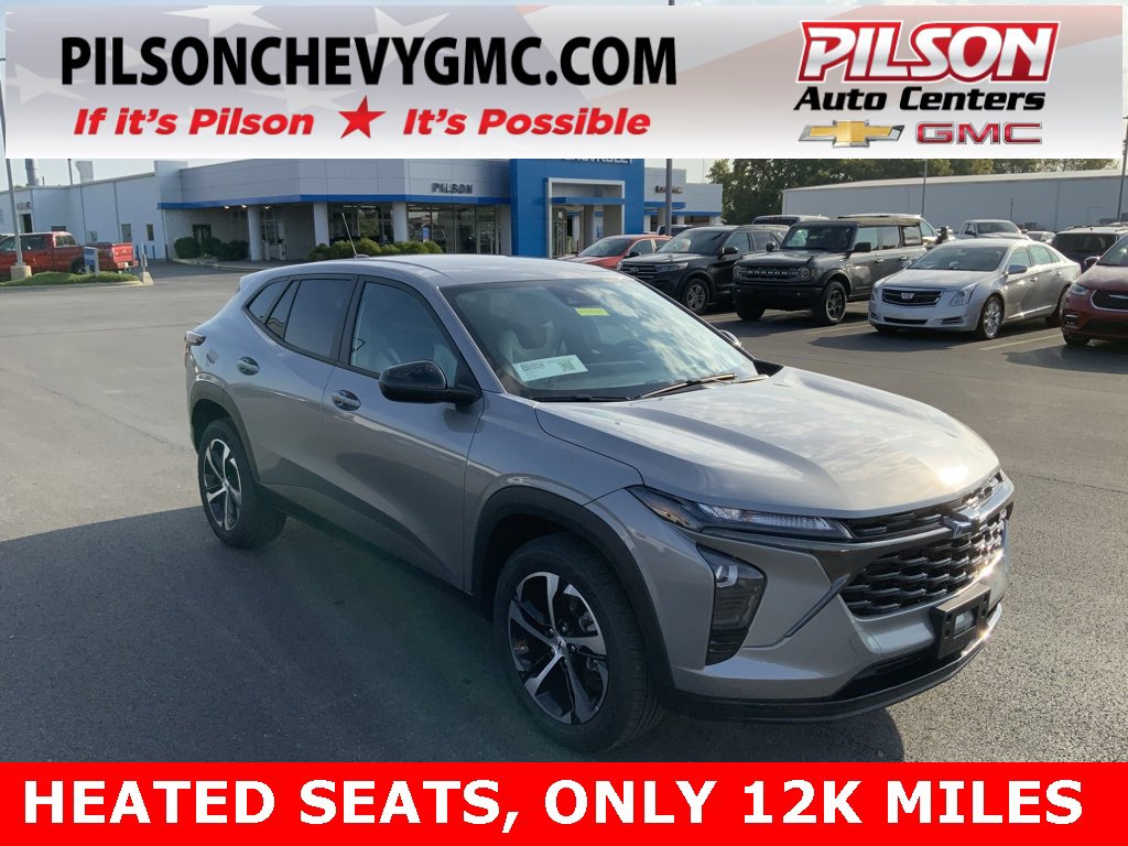 Used 2024 Chevrolet Trax RS