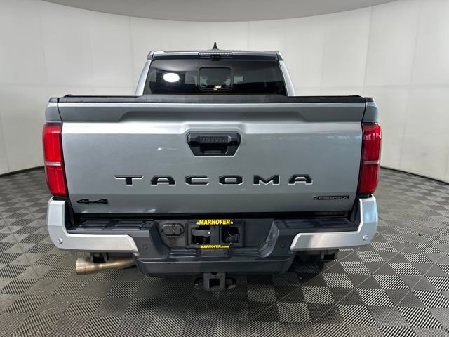 Used 2025 Toyota Tacoma TRD Off-Road image 4