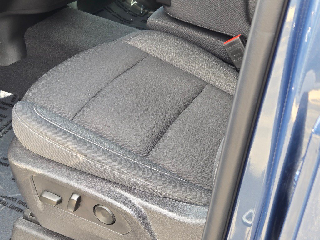 Certified 2024 Chevrolet Silverado 1500 LT AWD/4WD image 22