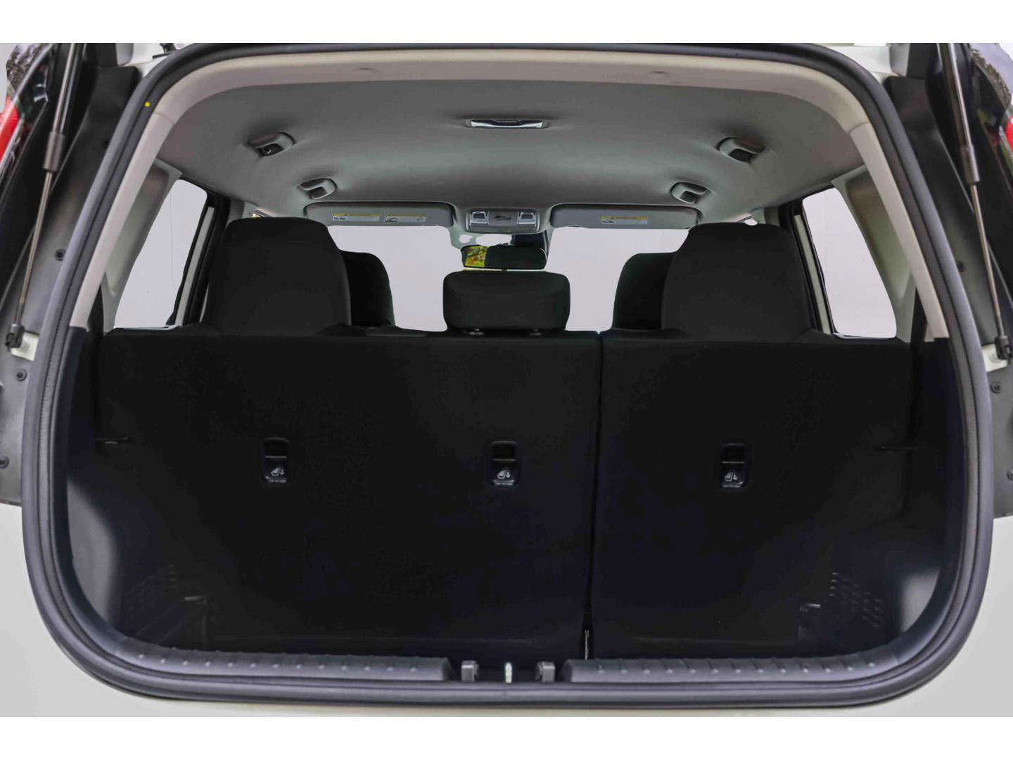 Certified 2025 Kia Soul LX w/ LX Technology Package FWD image 28