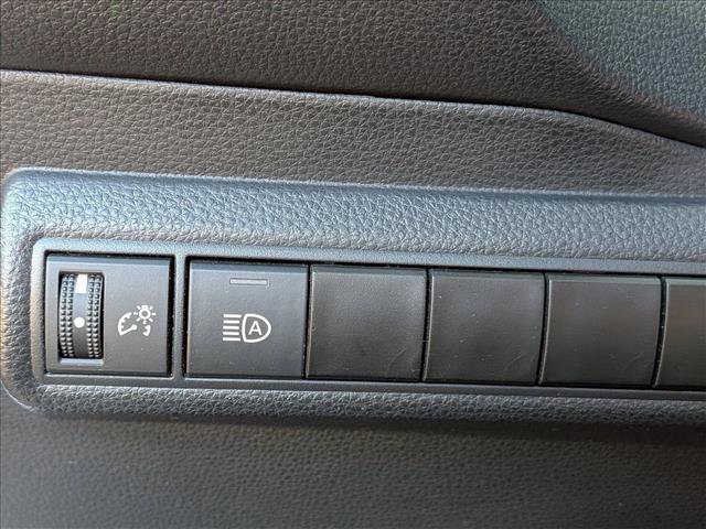 Used 2023 Toyota Corolla LE image 11