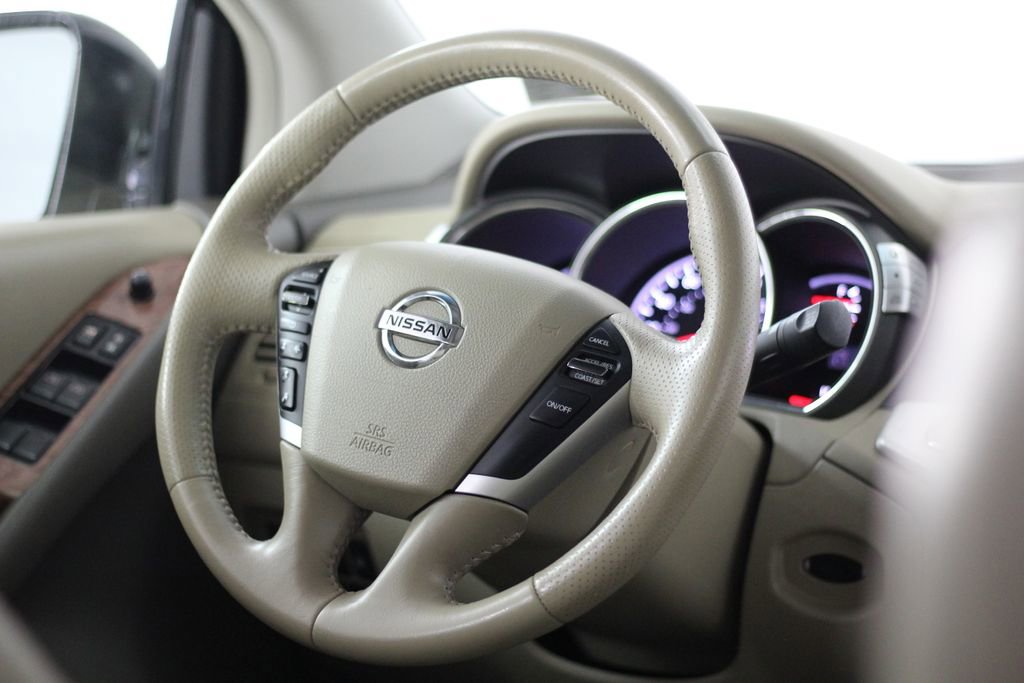 Used 2012 Nissan Murano LE w/ Platinum Pkg AWD/4WD image 10
