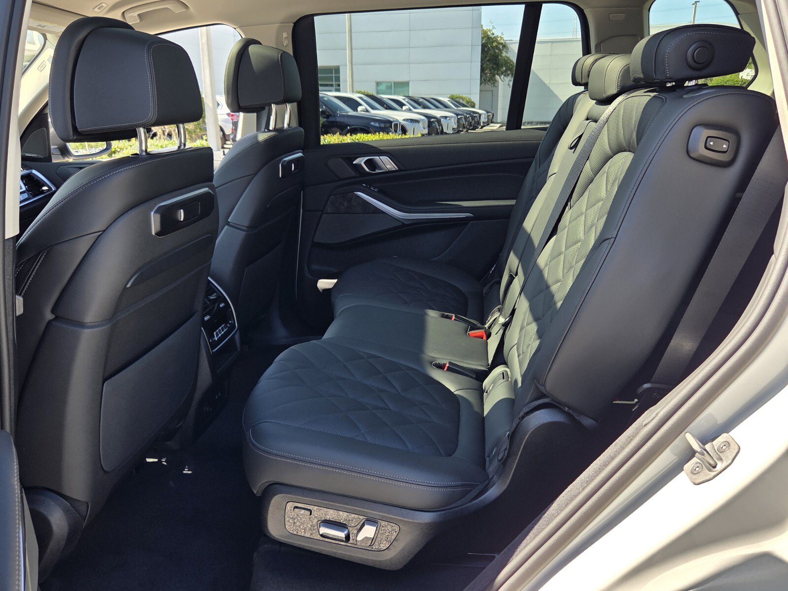 Certified 2026 BMW X7 xDrive40i AWD/4WD image 11