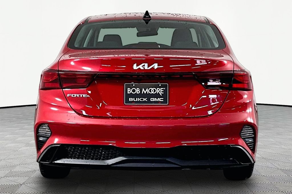 Used 2024 Kia Forte LXS FWD image 5