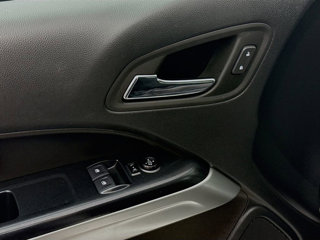 Used 2022 Chevrolet Colorado LT w/ Fleet Safety Package image 12