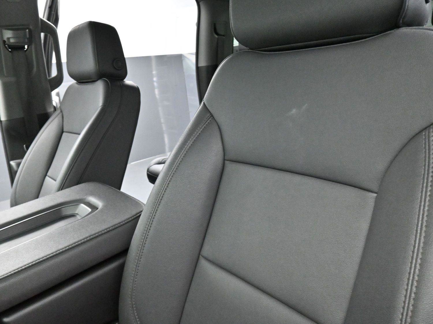 Used 2025 Chevrolet Silverado 2500 W/T w/ WT Convenience Package image 36