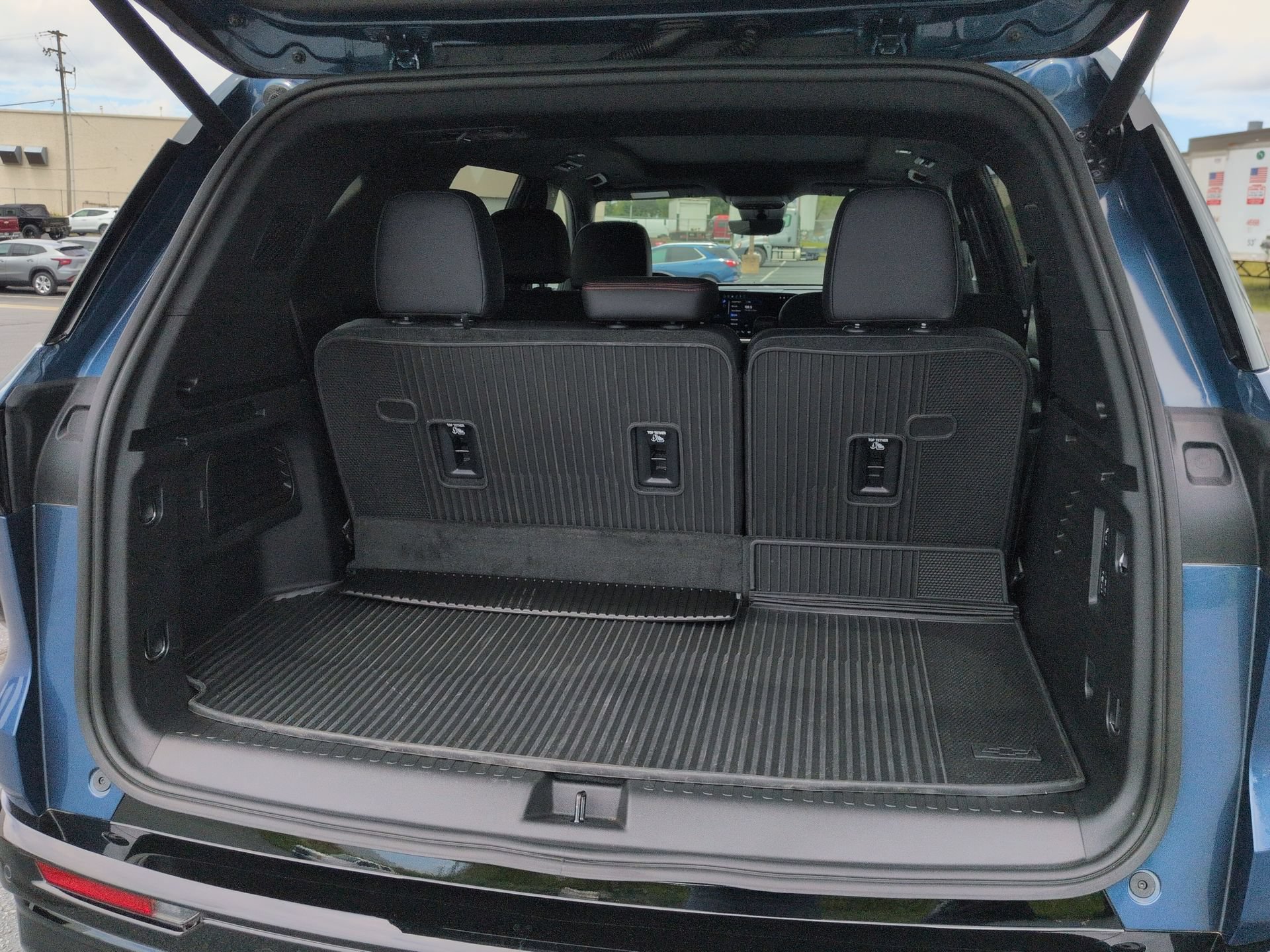 Certified 2026 Chevrolet Traverse RS w/ LPO, Floor Liner Package AWD/4WD image 27