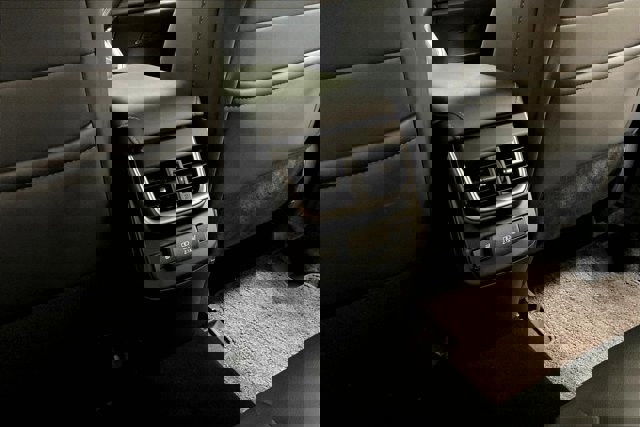 Used 2022 Subaru Outback Limited XT image 34