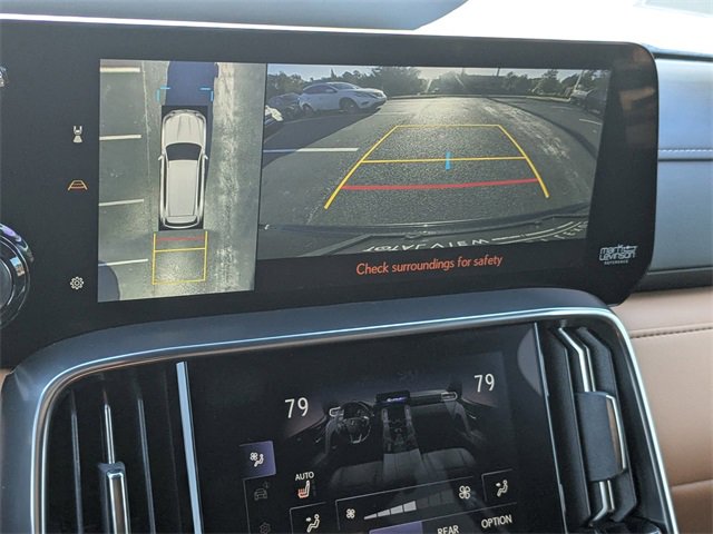 Used 2025 Lexus LX 600 4WD w/ Luxury Package image 22