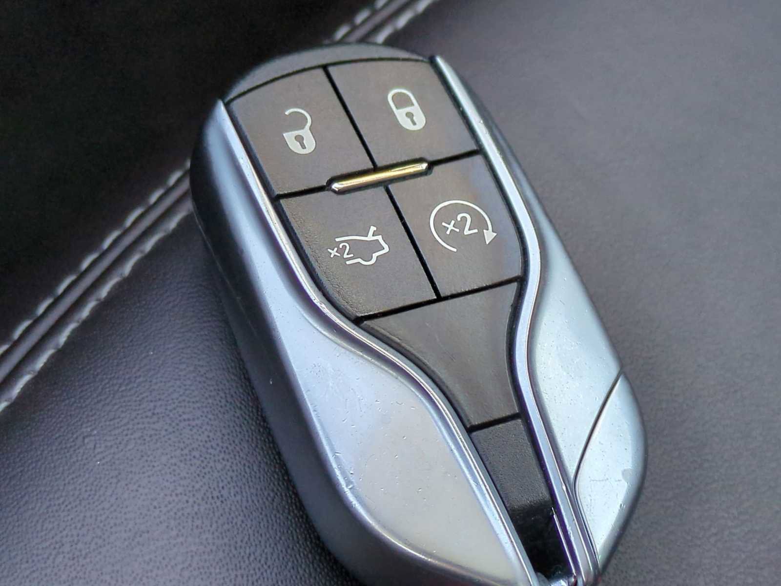 Used 2019 Maserati Levante S GranLusso image 37