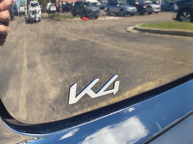 Used 2025 Kia K4 FWD image 30