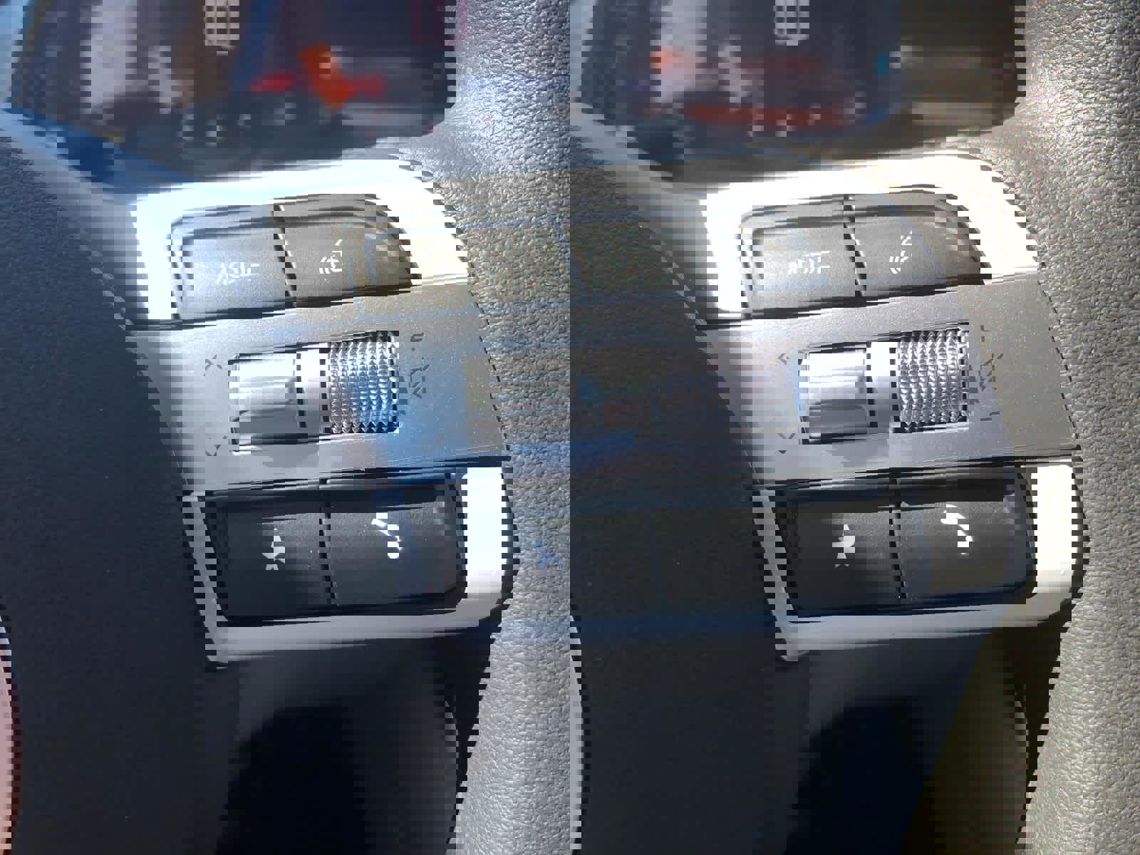 New 2026 Hyundai Tucson SE image 8