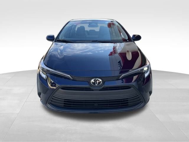 New 2026 Toyota Corolla LE image 2